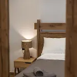 Apartment Anasasmos House