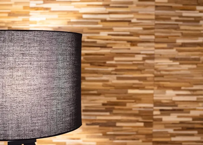 アパート Anasasmos House